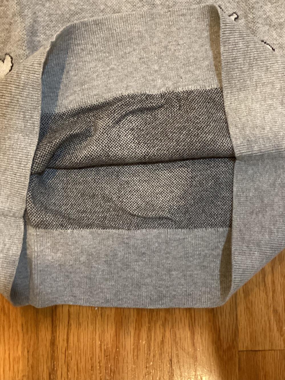 Women’s Grey Rabbit Sweater - Picture 4 of 5